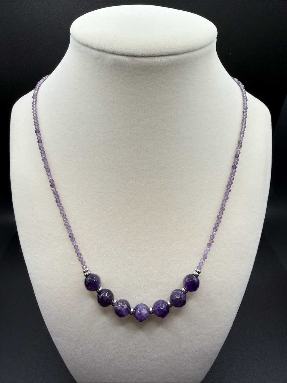 Amethyst Beaded Necklace - Elegant Purple Faceted Design